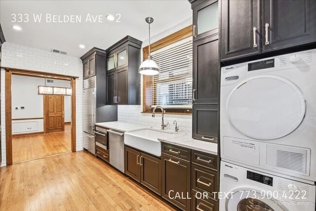 Building Photo - 333 W Belden Ave
