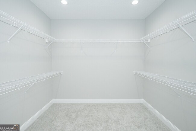 Building Photo - 229 The Villas Wy