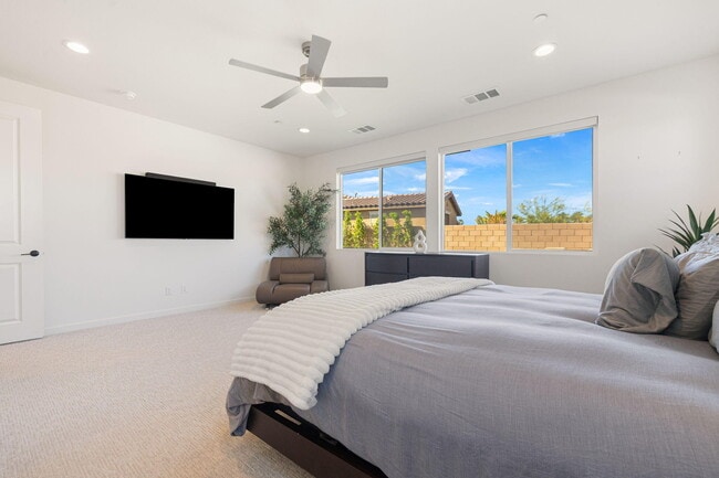 Building Photo - 81890 Via Encinitas