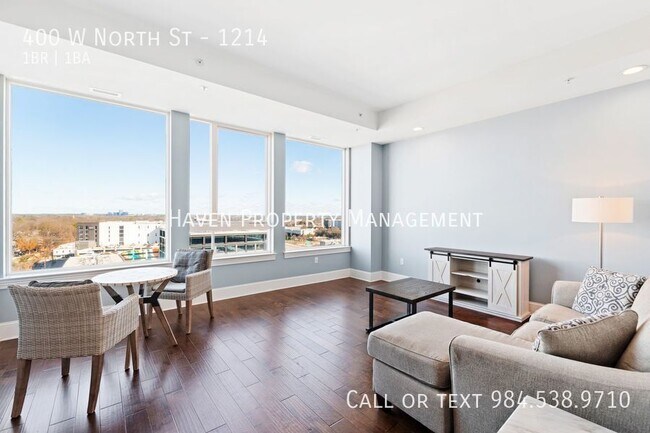 Primary Photo - 400 W North St