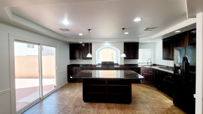 Building Photo - Lydian Ct  - 3 bedrooms , 2.5 bath, 1864 SQFT