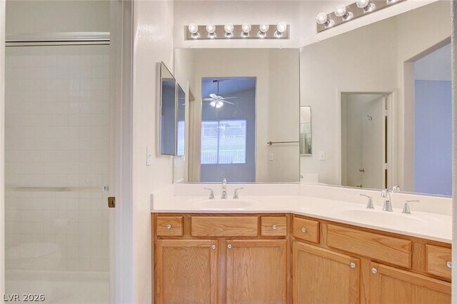 Building Photo - 1843 Thunder Mountain Dr