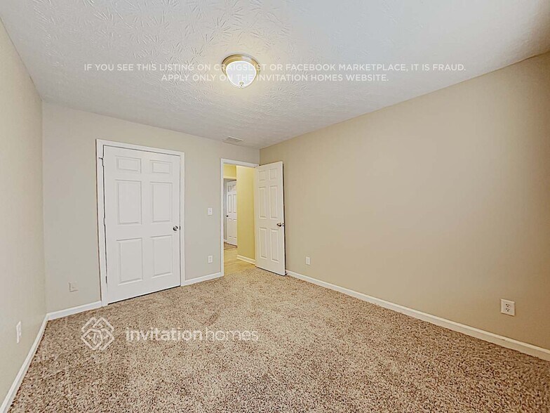 Building Photo - 2027 Pierce Way