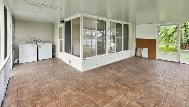 Building Photo - 3633 Rock Royal Dr