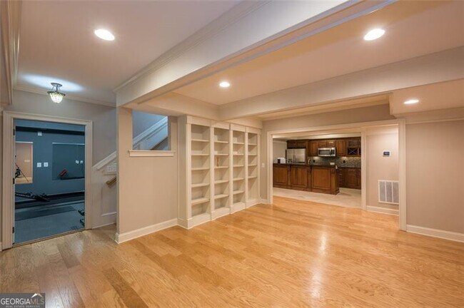 Building Photo - 250 Providence Pl Way