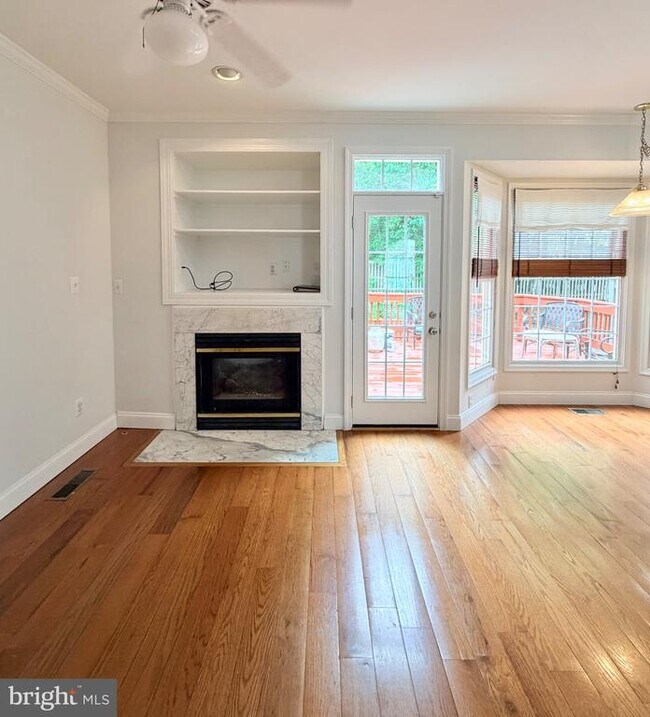 Building Photo - 6622 Frost Lake Ln