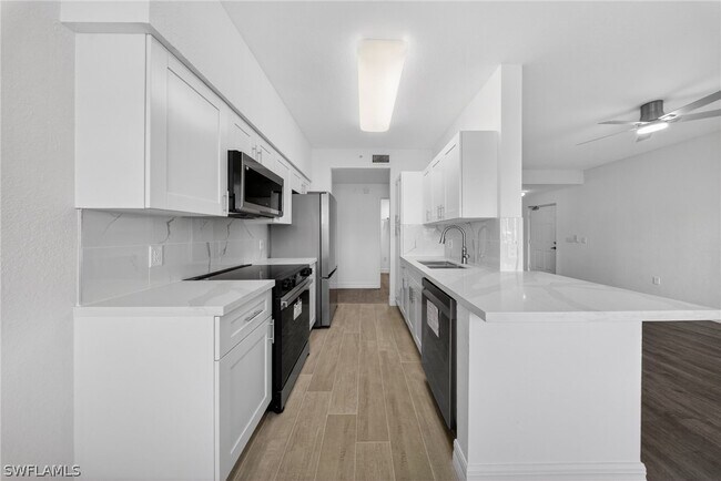 Building Photo - 7925 Preserve Cir