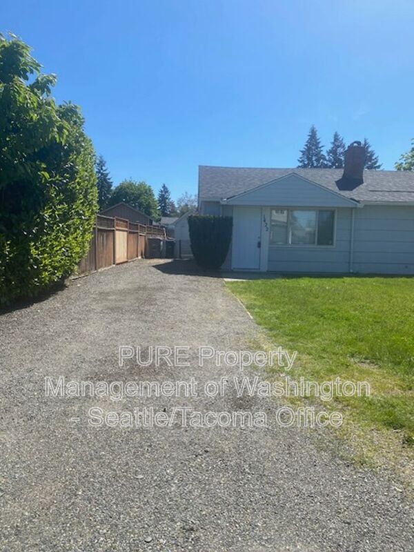 Building Photo - 1422 116th St S