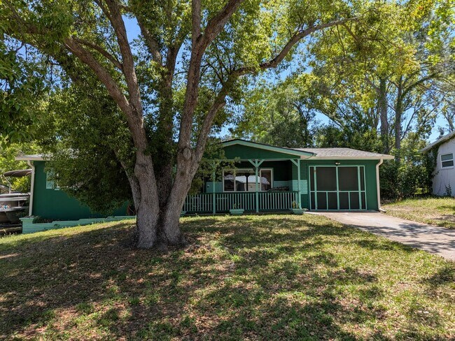Building Photo - Lovely large 2/2/1 in Beverly HIlls