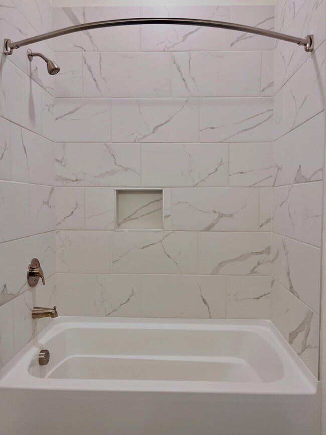 Building Photo - Oak Grove Lane, Aubrey, TX 76227 - 2 BR 2 BA detached house