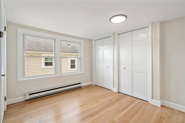 Building Photo - 157 Lake Ave