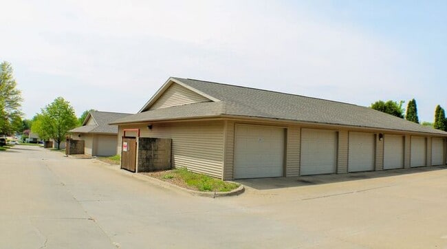 Building Photo - $1,150 | 2 Bedroom, 1 Bathroom 3rd Floor Condo | Pet Friendly* | Available for May 1st, 2026 Move...