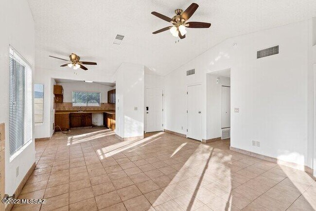 Building Photo - 7221 S Camino Alegre