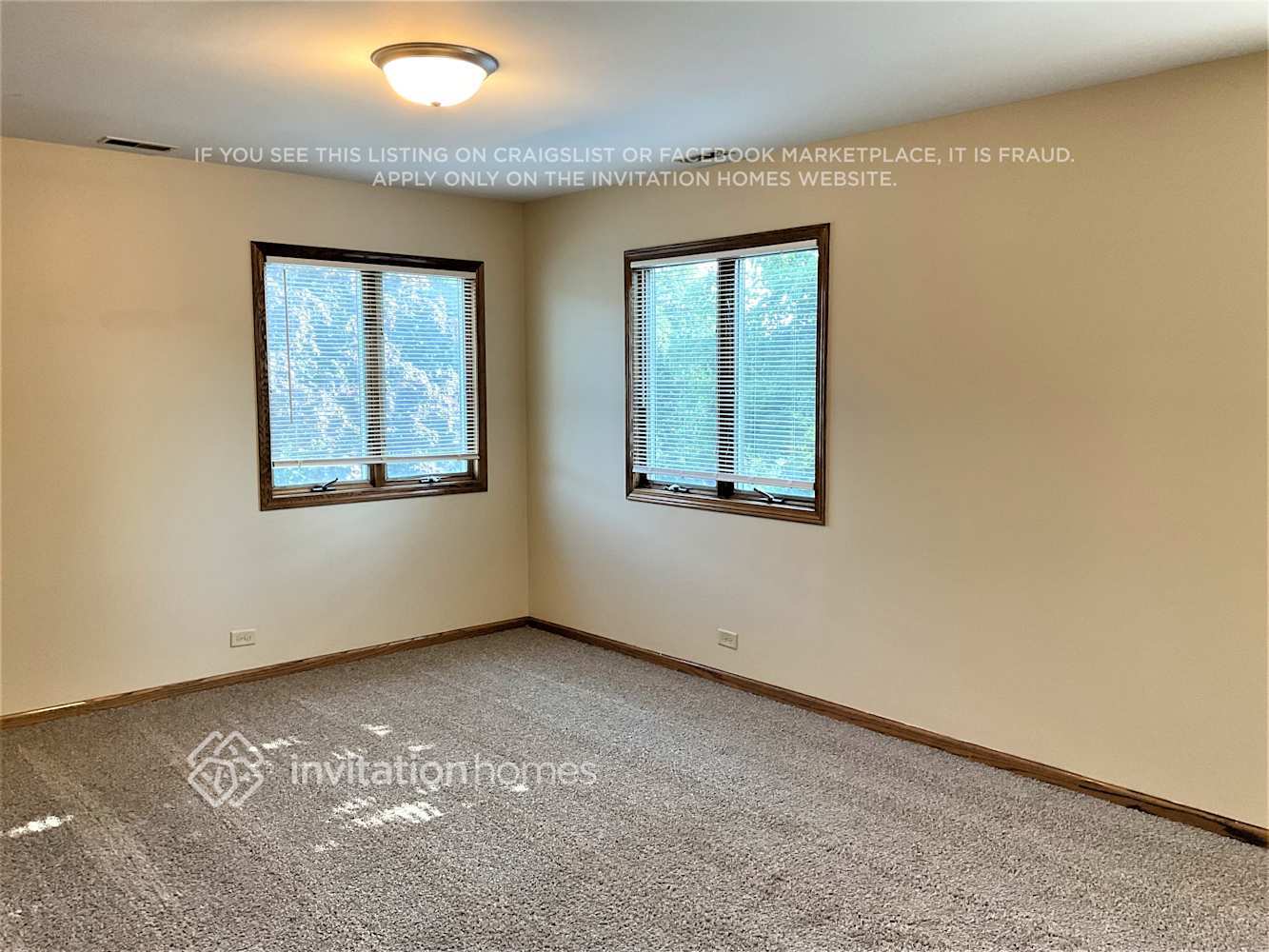 Building Photo - 1102 Lathrop Ave
