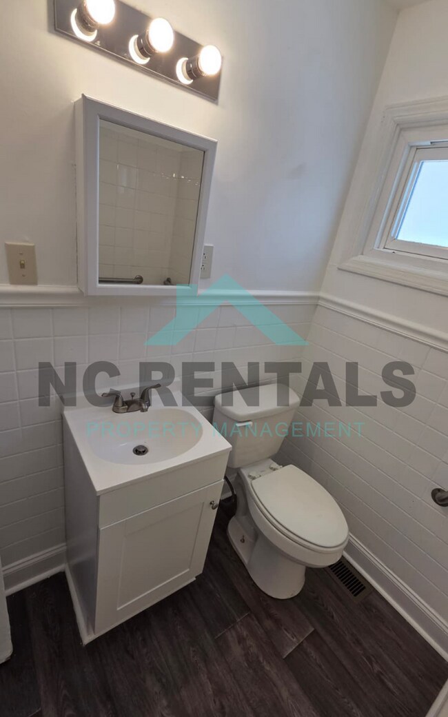 Building Photo - 2017 Todd St