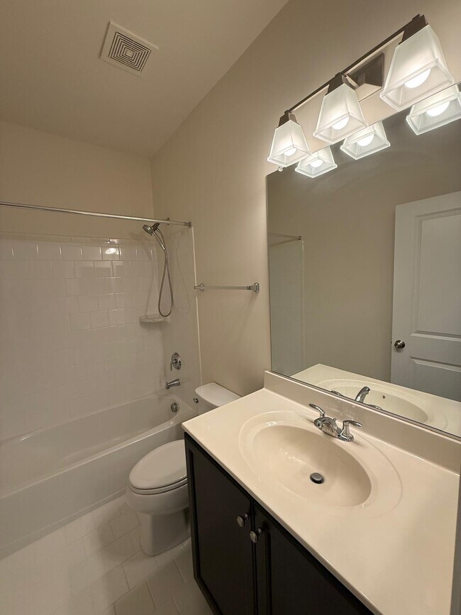 Building Photo - 23910 Catawba Hill Dr