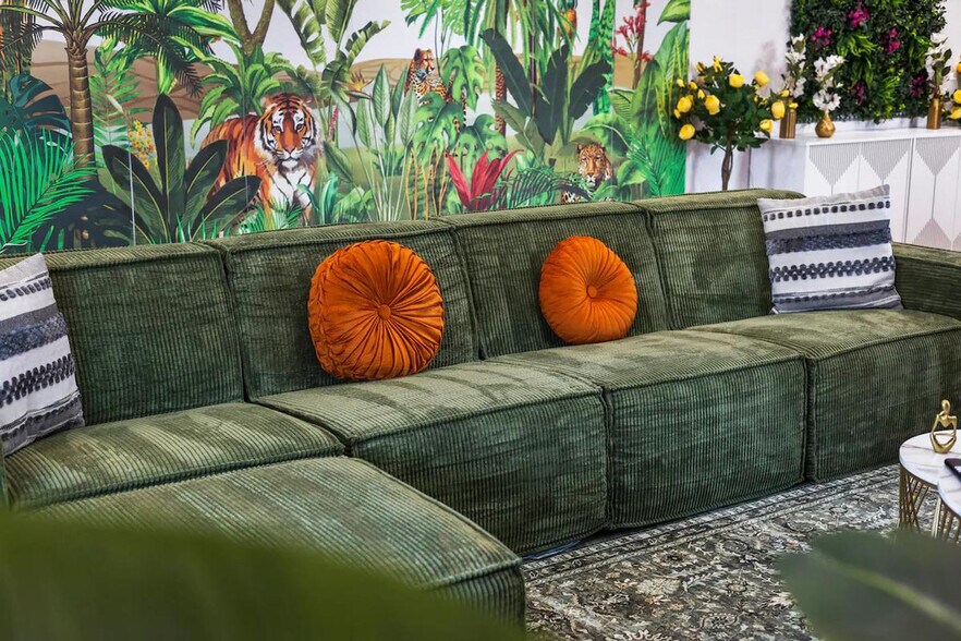 Building Photo - 2801 Cherrywood Ave