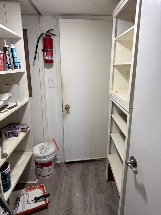 Building Photo - 9 MacDonald Rd