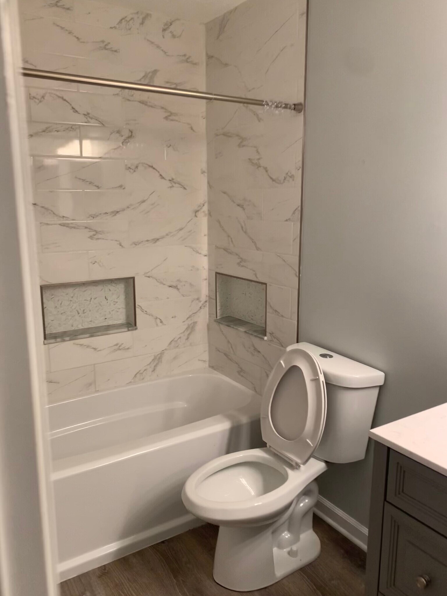 Building Photo - 4622 Deepwood Ct