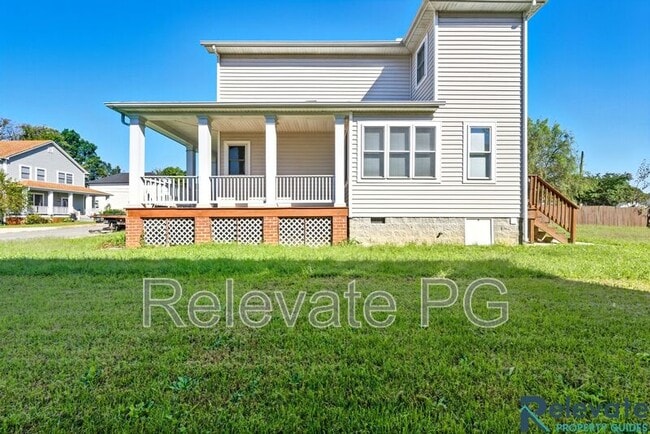 Building Photo - 1803 Rose Ave