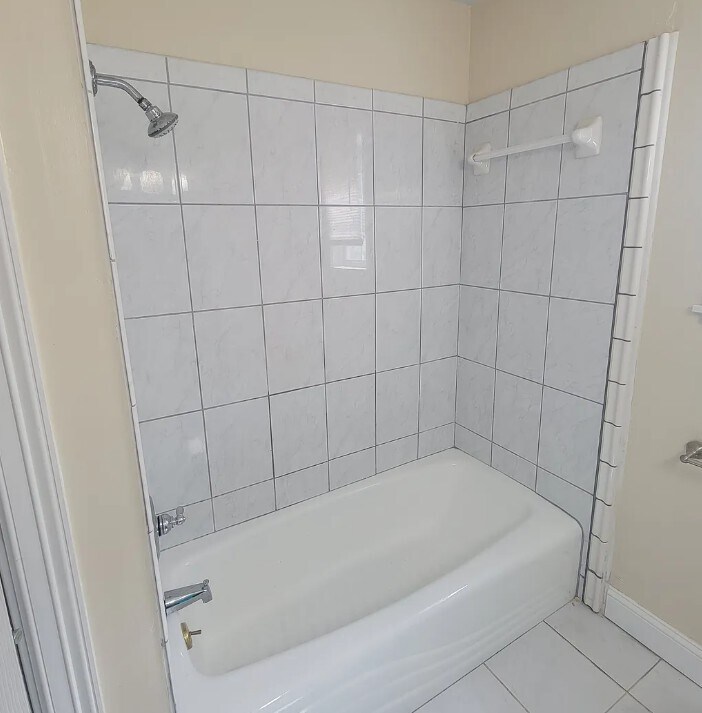 Building Photo - 4461 Clingman Dr