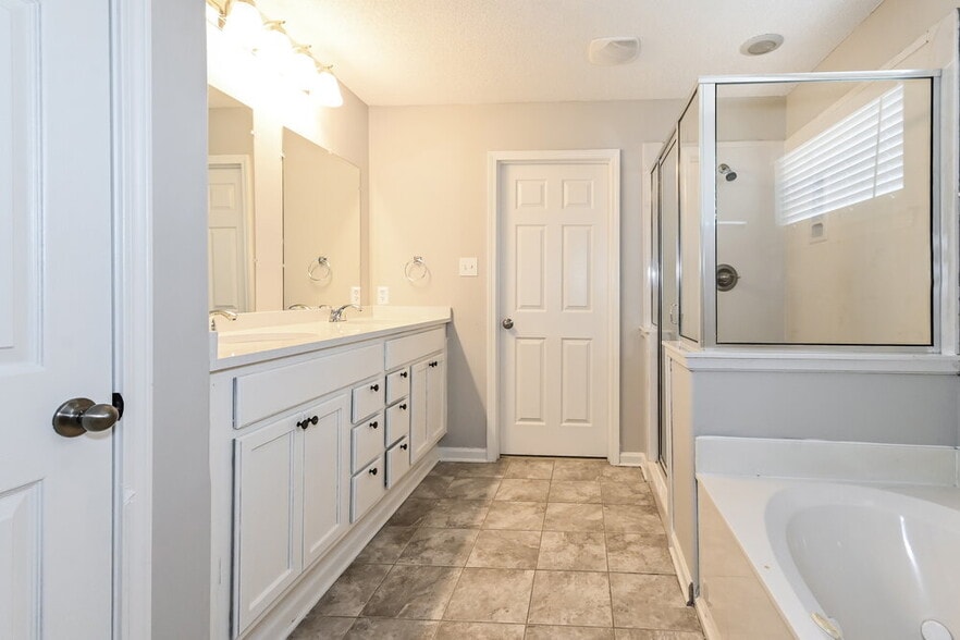 Building Photo - 40 Rachel Cove