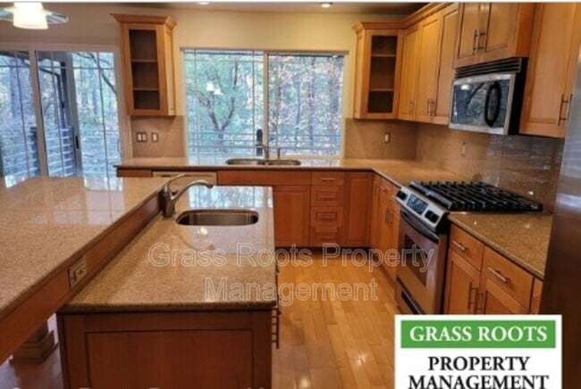 Primary Photo - 19790 New Rome Rd