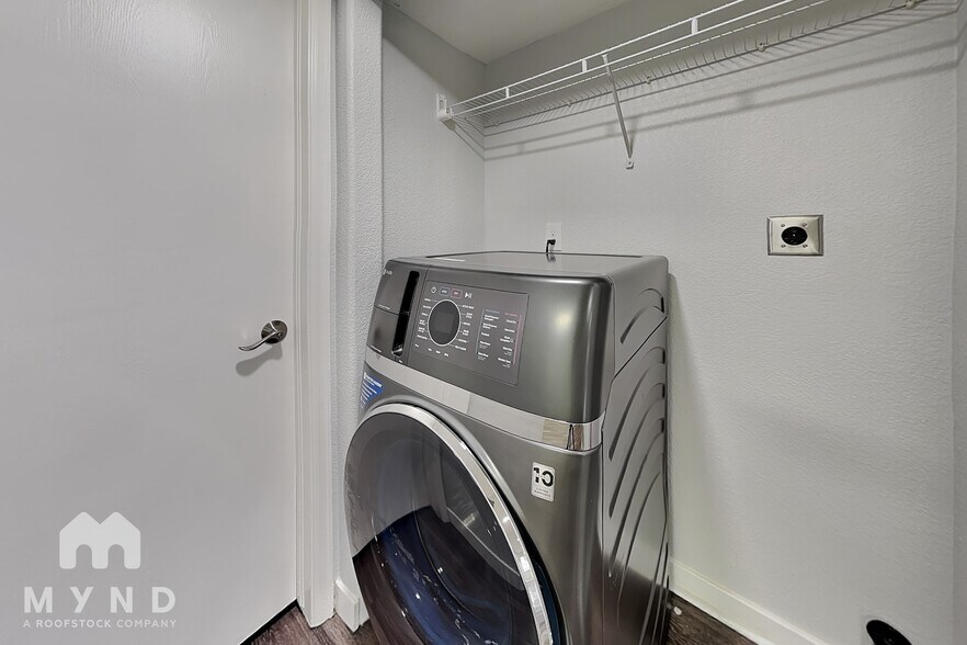 Building Photo - 970 S Dawson Way