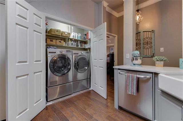 Building Photo - 4721 Ridgedale Dr