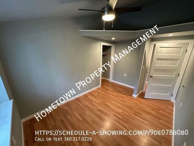 Building Photo - 3208 80th Ave SE