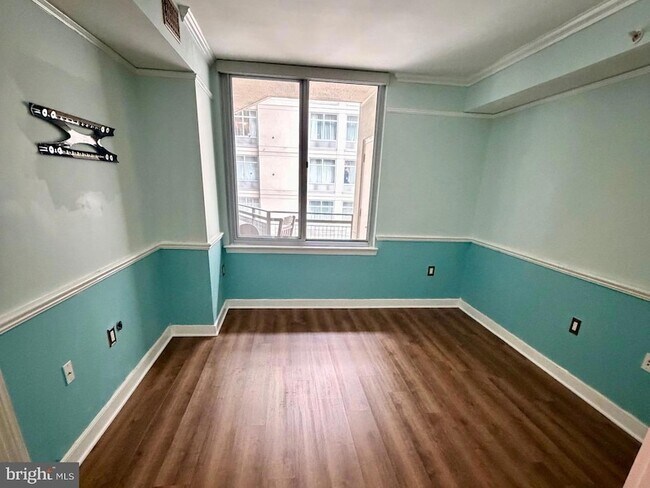 Building Photo - 555 Massachusetts Ave NW