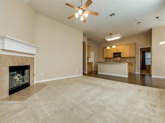 Building Photo - 12770 Swan Lake Dr