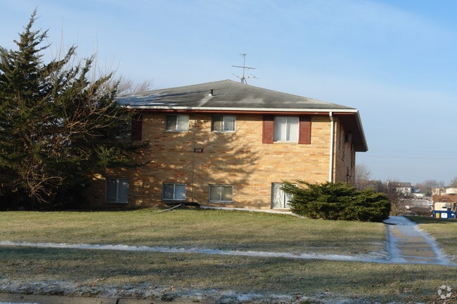 Building Photo - 114 NW College Ave