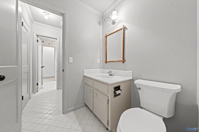 Building Photo - 7705 Foxfire Dr SE