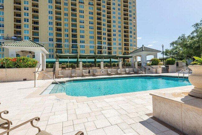 Building Photo - 345 Bayshore Blvd