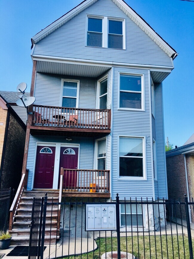 Primary Photo - 3434 W Drummond Pl