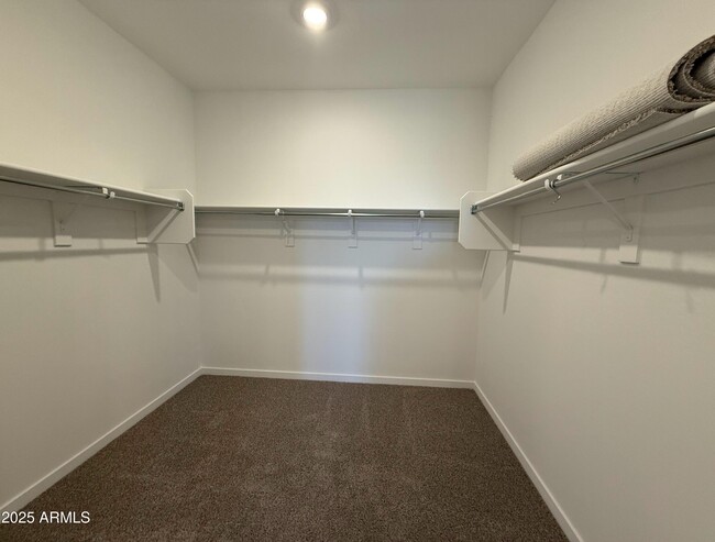 Building Photo - 3814 S 87th Dr