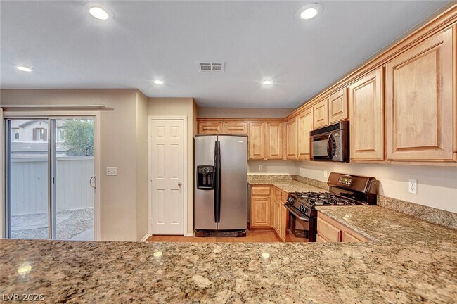 Building Photo - 7224 Rosebriar Ct