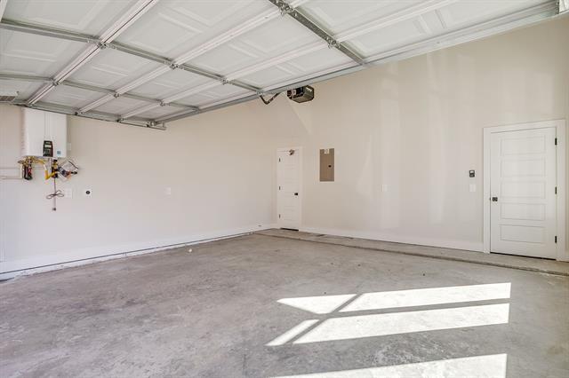 Building Photo - 2820 Weisenberger St