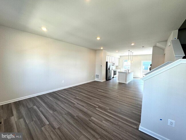 Building Photo - 12 BROOKFIELD Mews