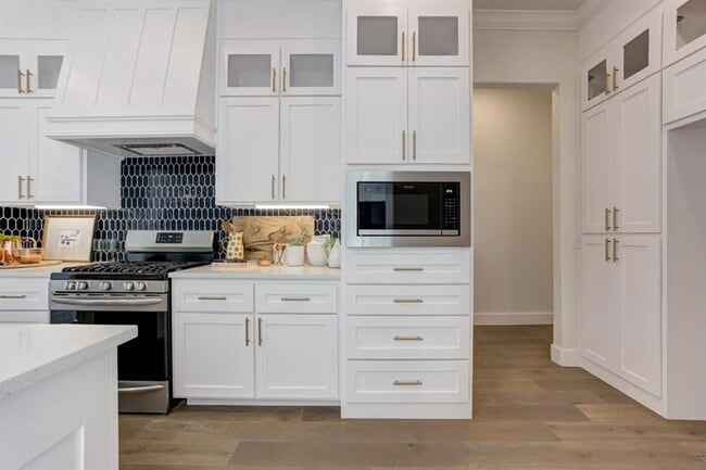 Building Photo - 7901 Behr Dr