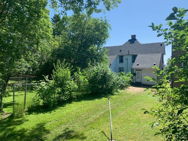 Building Photo - 1713 Jefferson St