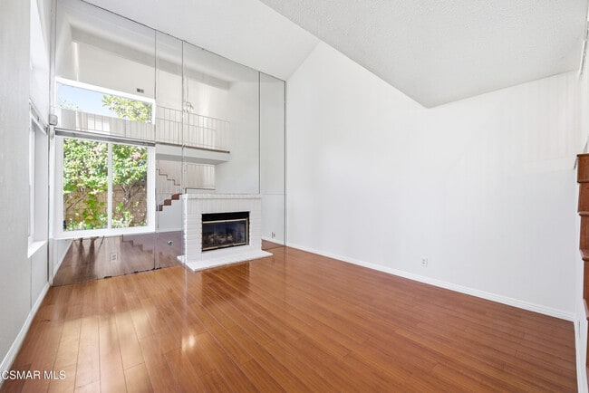 Building Photo - 1425 Clayton Way