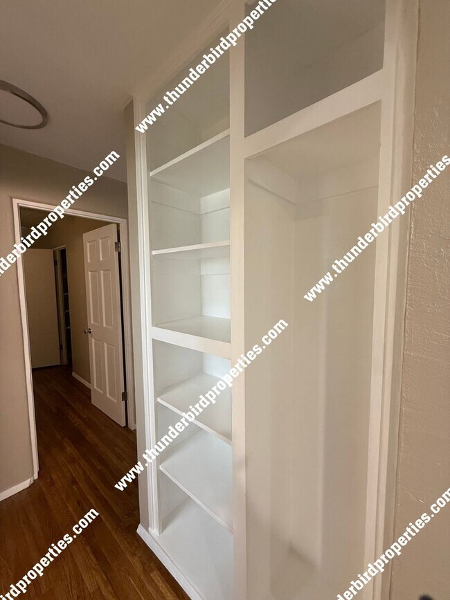 Building Photo - Beautifully remodeled Uptown location