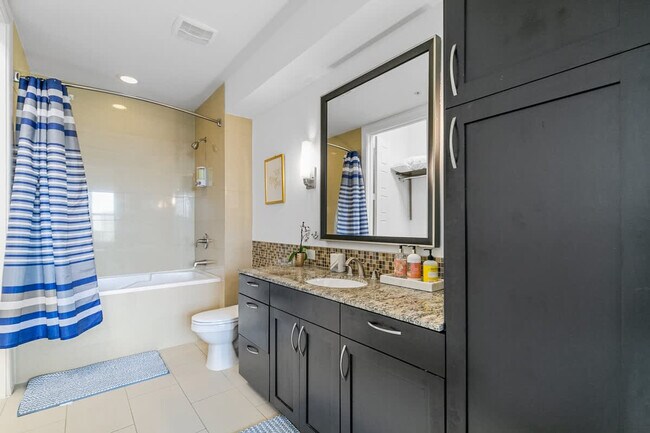 Building Photo - 101 Bowen St