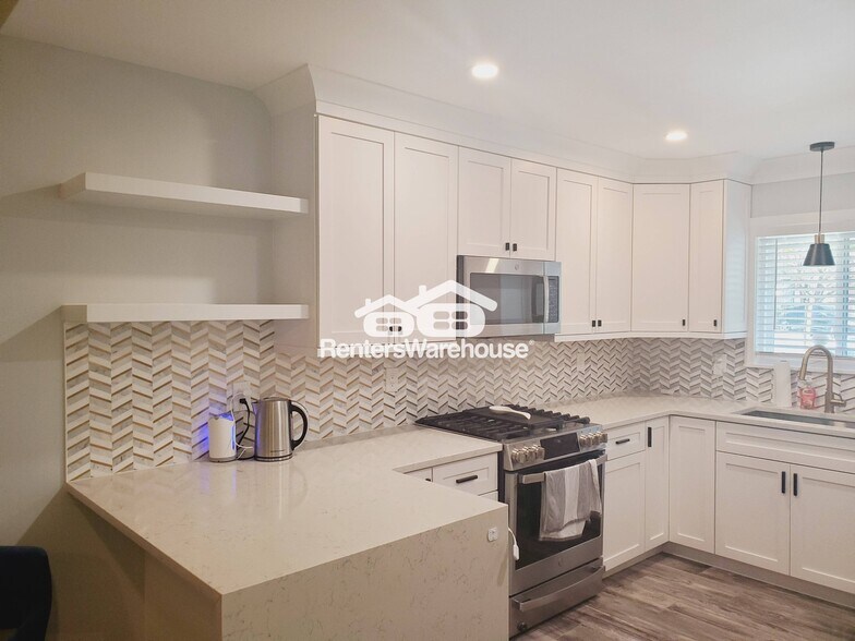 Building Photo - 2220 Haverhill Ct SE