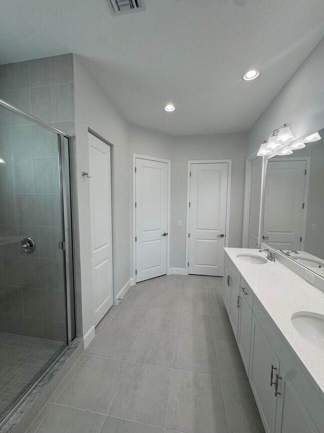 Building Photo - 14177 Gray Bark Bnd