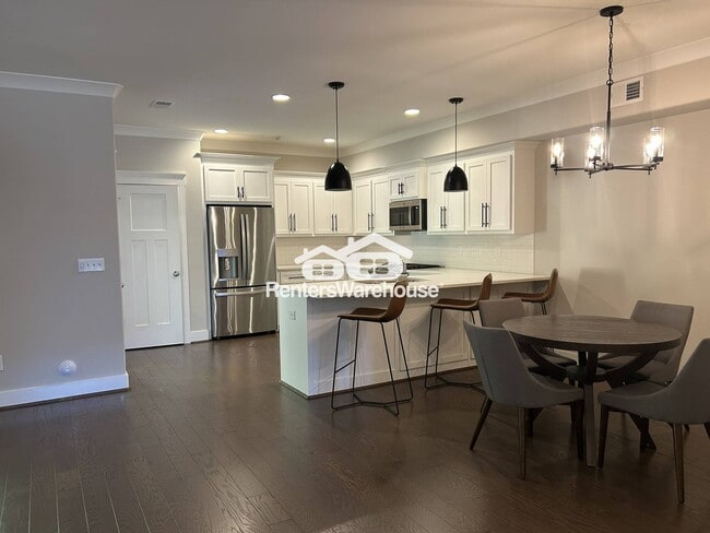 Building Photo - 406 Sunbelt Dr