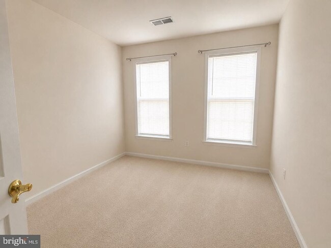 Building Photo - 24697 Siltstone Square