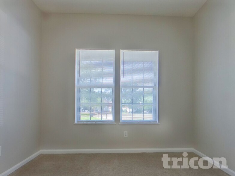 Building Photo - 309 Tendrill Ct